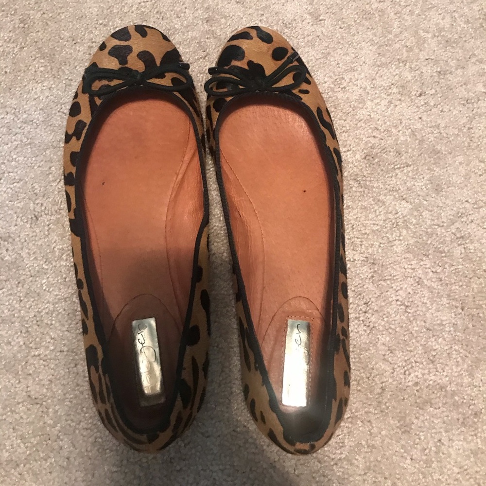 Halogen leopard print flats